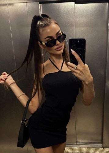 Анжела, Г. Валуйки