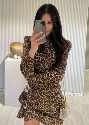 Белла, Г. Валуйки