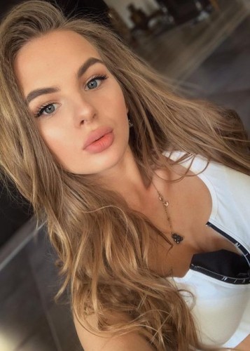 Полина, Г. Валуйки